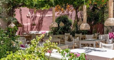 Μικρό καράβι Τήνος – Ένα ταξίδι στον κόσμο των γεύσεων και των συναισθημάτων