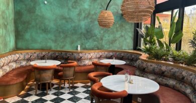 Scarlet – Ένα all day restaurant στο Γαλάτσι με επιμέλεια του Βαγγέλη Βέη